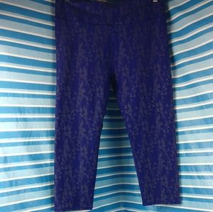 Fabletics Triathlon COBALT PURPLE Highrise Yoga Athletic Legging Capri  L